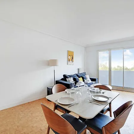 Elegant Ac 1br-4p- Ternes Apartment *