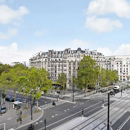 Elegant Ac 1br-4p- Ternes Apartman